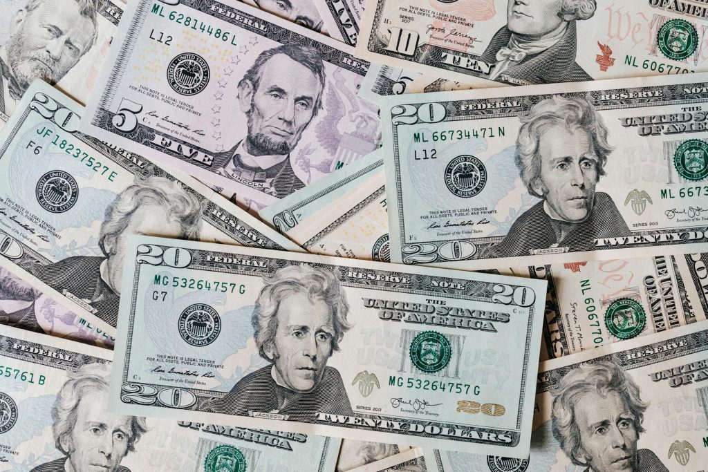 Unlocking Financial Freedom: A Comprehensive Guide to the Best Credit Cards in Hungary from OTP Bank to American Express - Melhores cartões de credito da Hungria