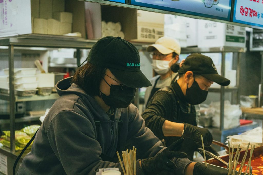 Navigating the Job Market: A Comprehensive Guide to Leading Companies in Moldova - Melhores vagas de emprego na Moldávia