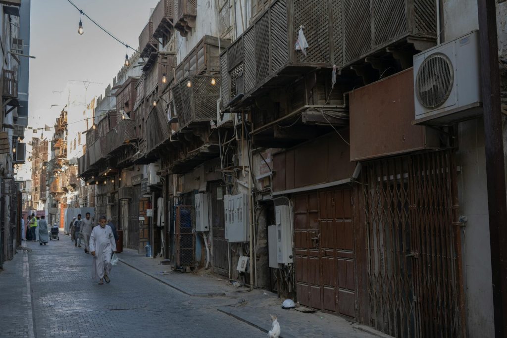 Understanding Saudi Arabias Loan Ecosystem: Insights into Traditional and Alternative Financing Options - Como solicitar empréstimo na Arábia Saudita, com juros menores, aprovação facilitada